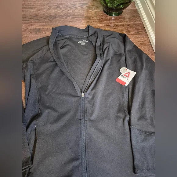 Reebok Evolution Performance Jacket - Picture 11 of 11